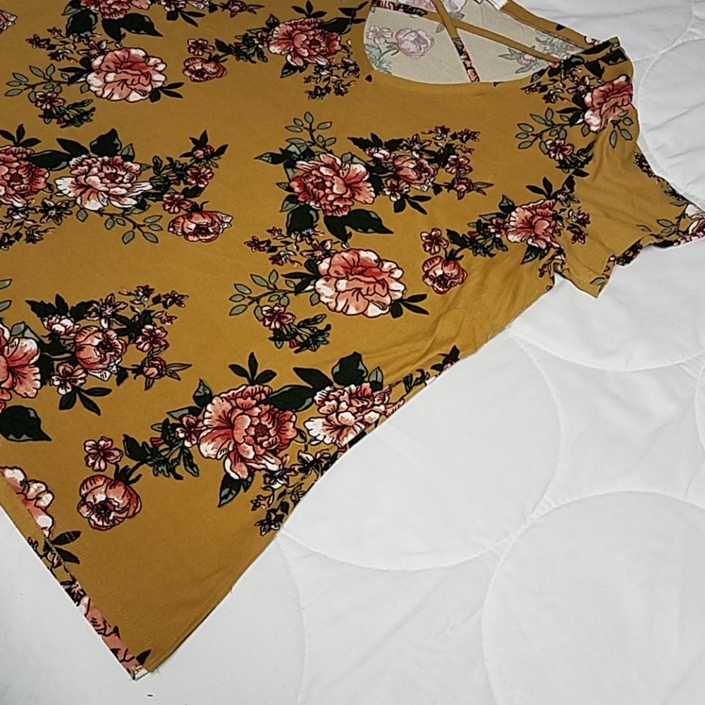 Flower top - Picture 3 of 7